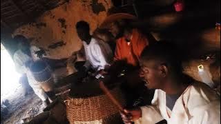basimba miti.oluyimba lwemisambwa@Omulangira wejjulure subscribe for more