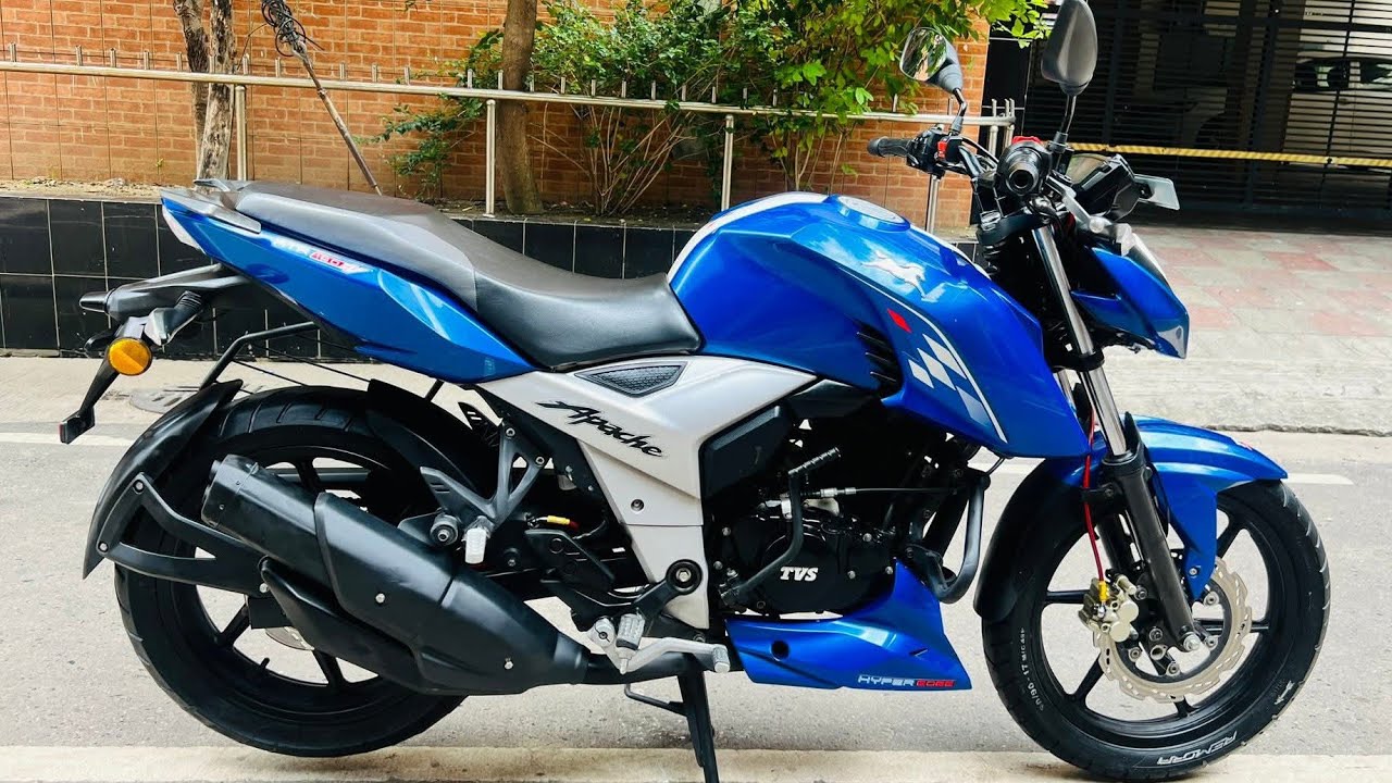 TVS Apache RTR 160 4V 2023 Blue