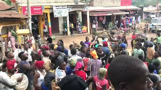 Kadodi dance on a street in Budadiri #localdancevideo #ugandalocaldance #kadodi #traditionaldance 
