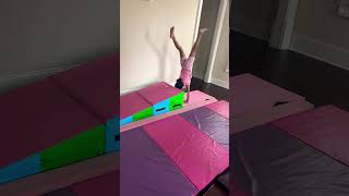 EASY SIMPLE TUTORIAL BEGINNER INTERMEDIATE ADVANCED HOW TO DO BACKBEND FRONTBEND FLIP #gym #gymnast