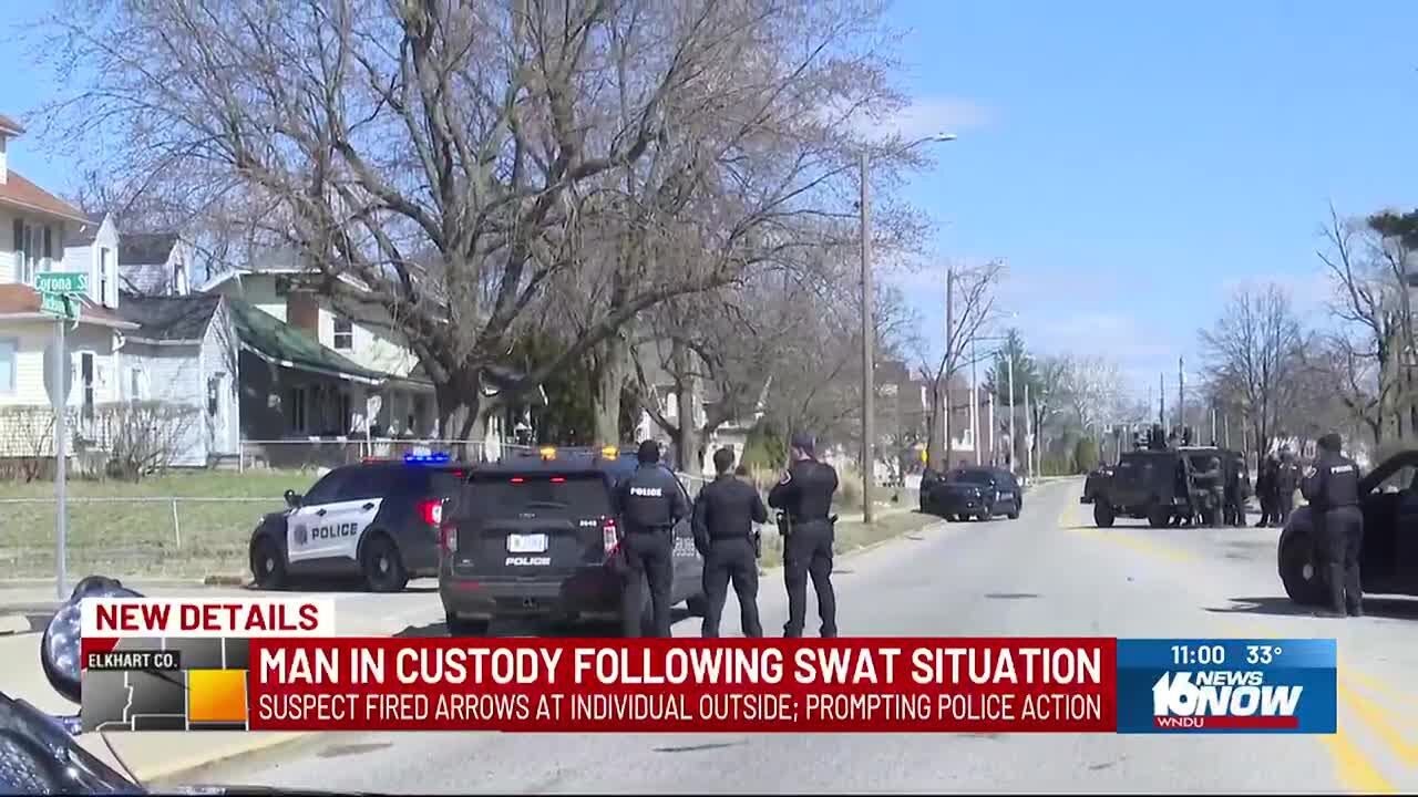 Man arrested after SWAT standoff in Elkhart - YouTube