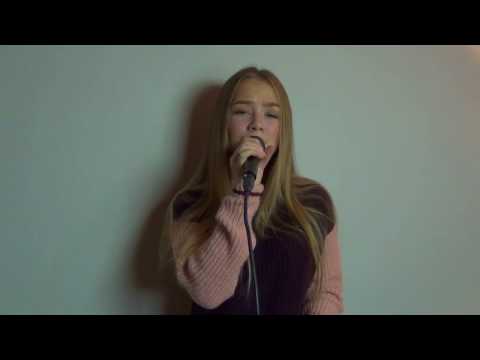 (+) Ed Sheeran - Castle On The Hill - Connie Talbot