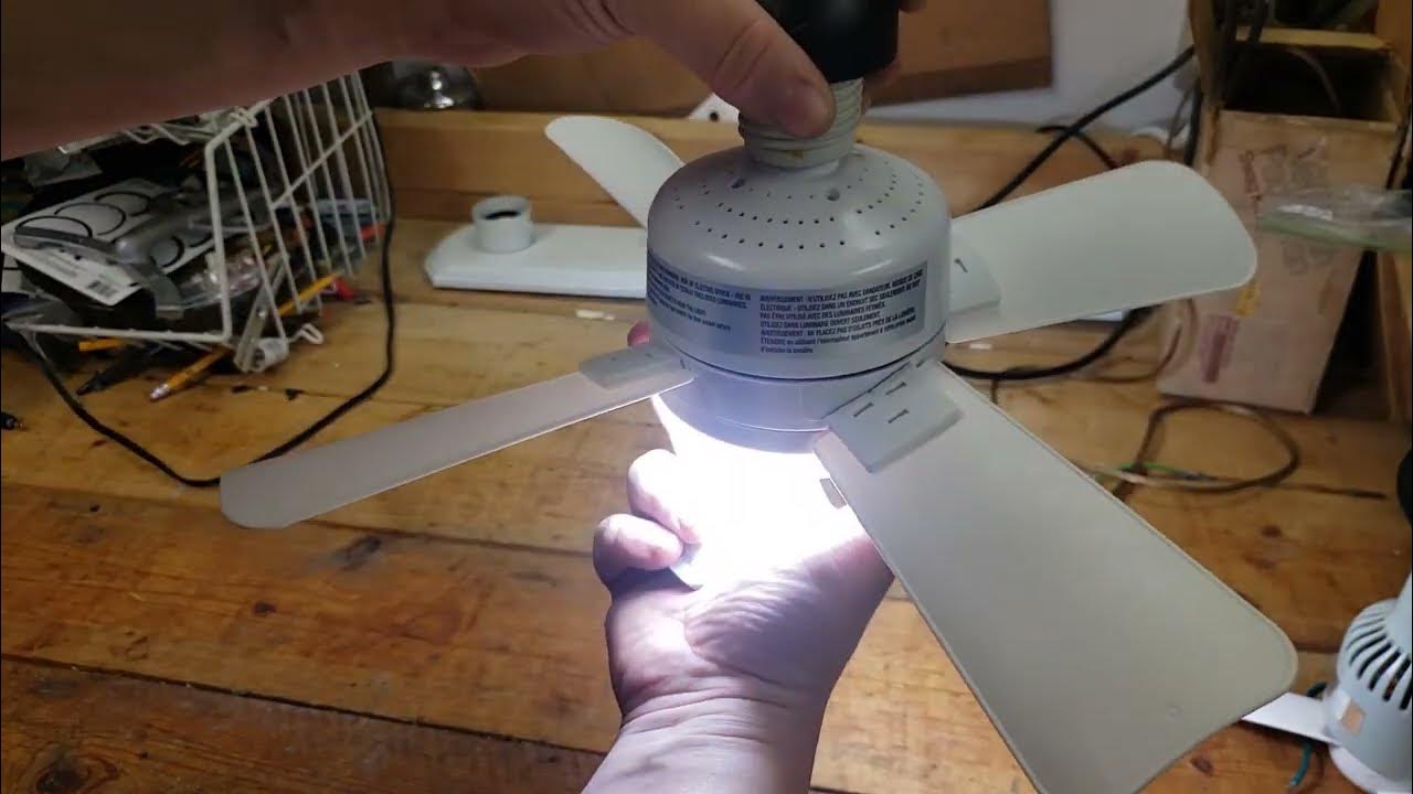 Bell & Howell/Emson Socket Fan Will it unscrew? Will it unscrew if