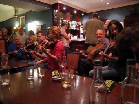 Blazin in Beauly - Session in the Lovat Arms Hotel...