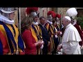 Papa permite que los guardias suizos se casen mientras sirven en el Vaticano