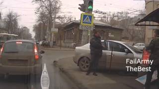 15 Min Car Crash Compilation - August 2013!