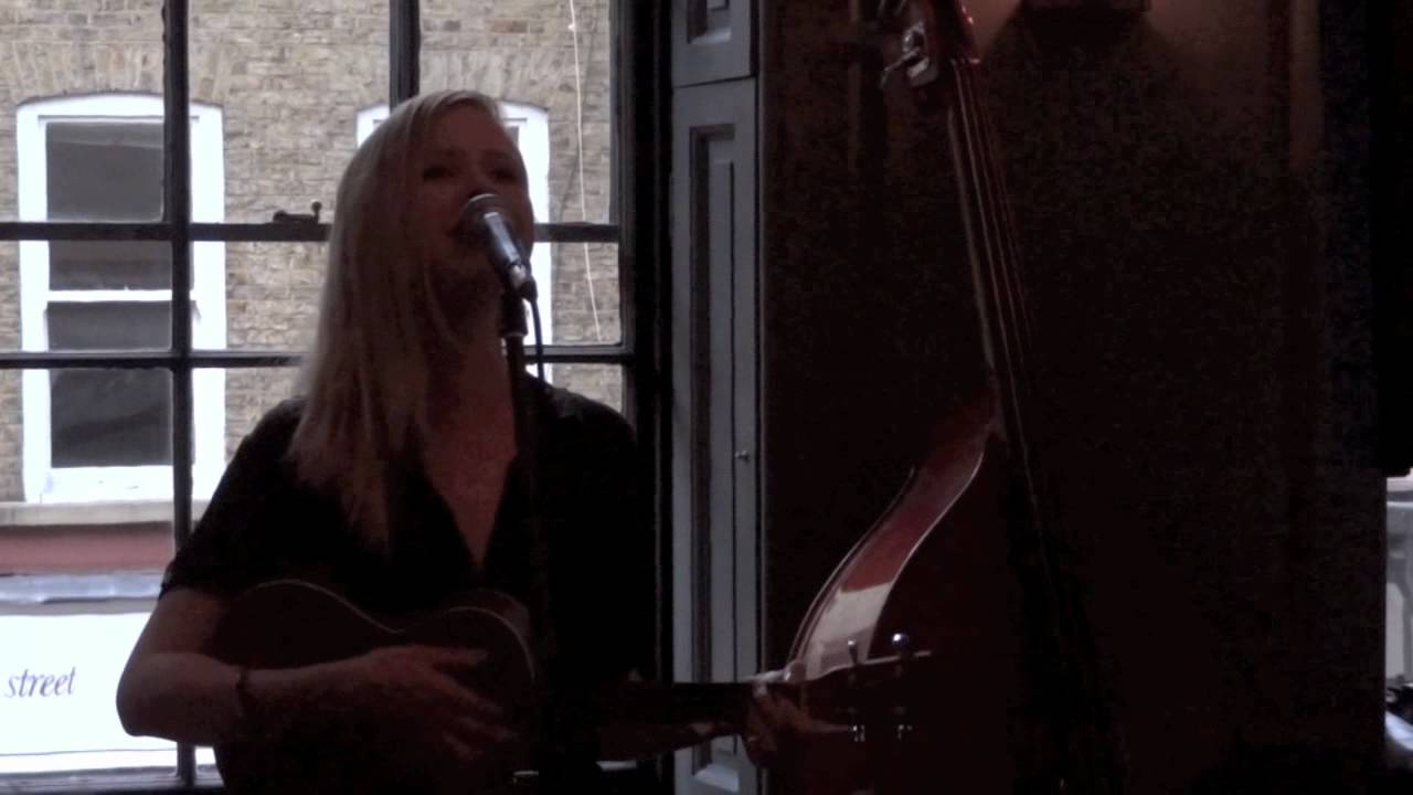 Misty Miller - Sail On Me - Live Blacks London 2011