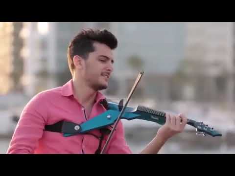 نغمة ما بعرف كيف بنظرة بتعمل هيك