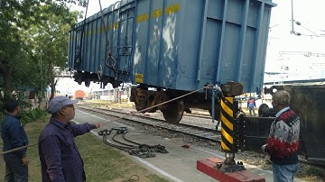 Loaded BCNHSM1 lifting by 140T Rail Crane for testing & calibration of SLI of Gottwald crane UDZ/NWR
