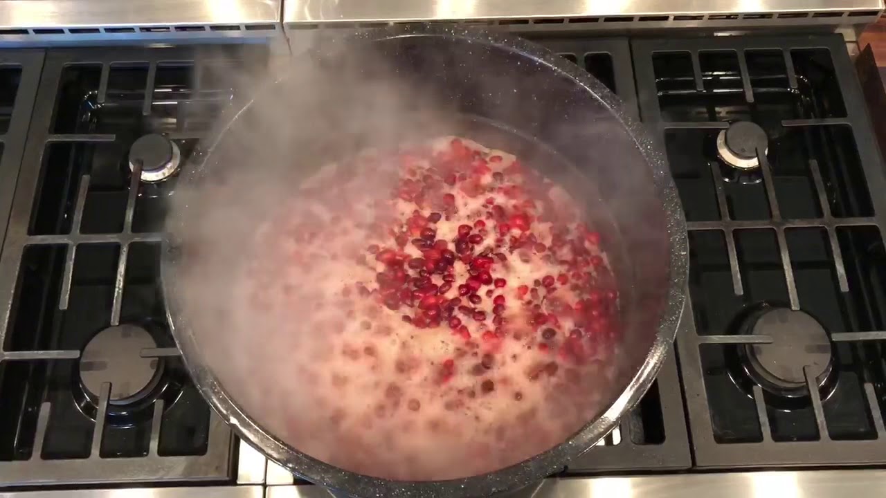 How to Make Cranberry Juice (Stovetop