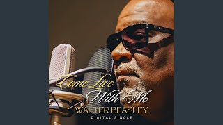 Celebrity Come Live With Me Profile