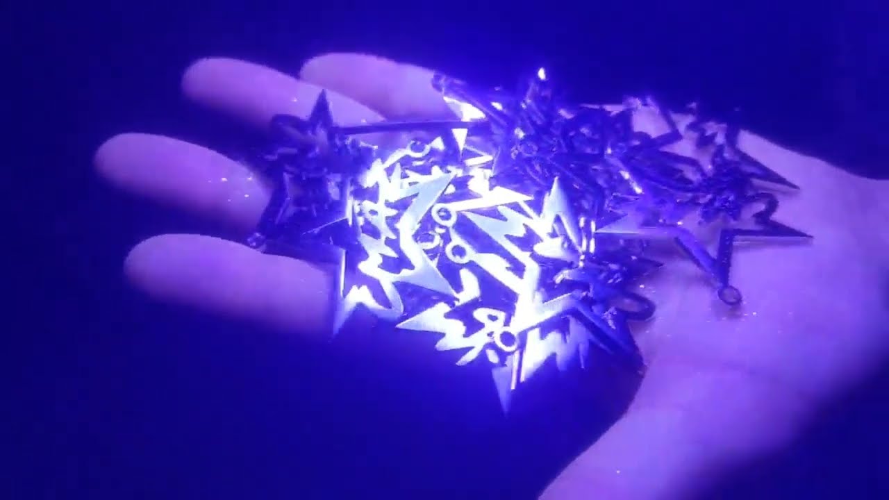 wbijam topór prod.Cmaz