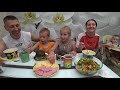 МУКБАНГ ЧЕРНЫЕ БУРГЕРЫ🍔 ЛАПША🍜 БИГ БОН КОЛБАСНАЯ НАРЕЗКА #mukbang #burger #мукбанг #бургер