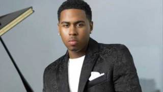 Watch Bobby Valentino Drinks Up video