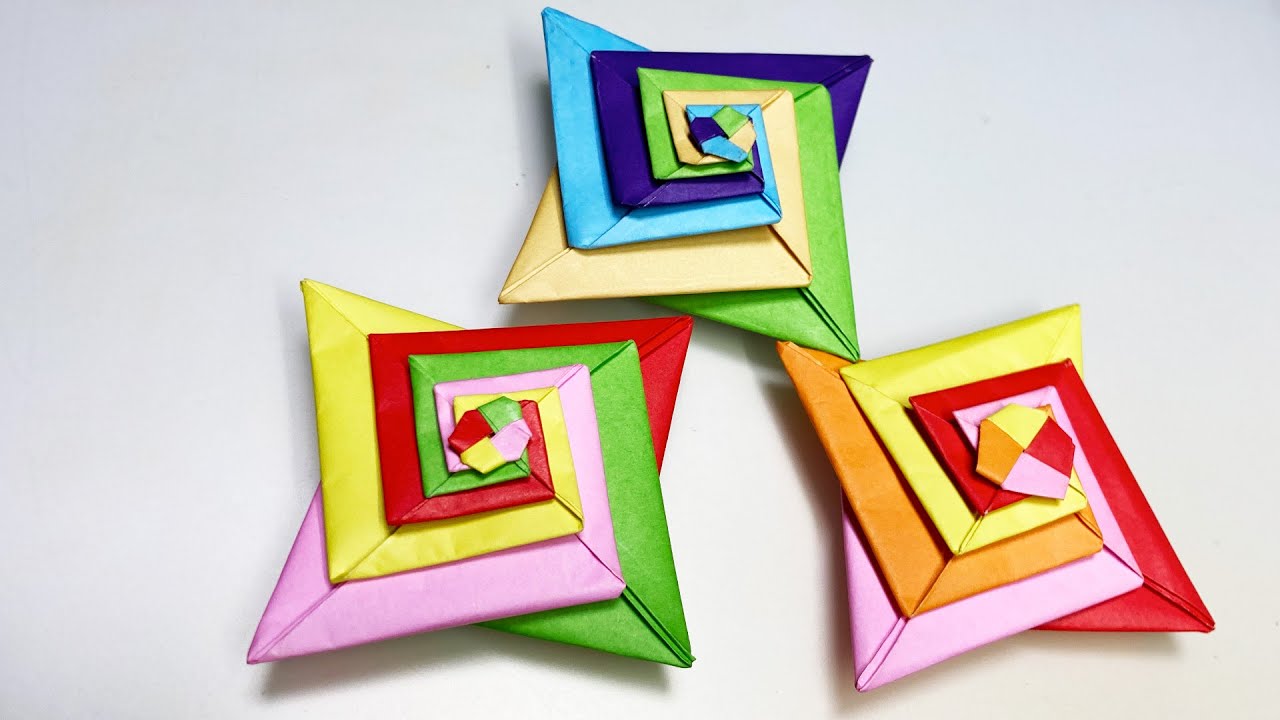Modular Origami! Making a Swirling Shuriken with 4 Sheets of Paper