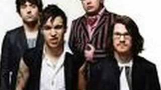 Fall Out Boy-Dance, Dance / lyrics