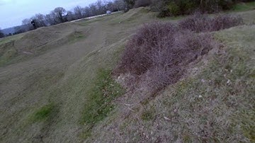 Flying Kingkong ET100 with my back to the wind