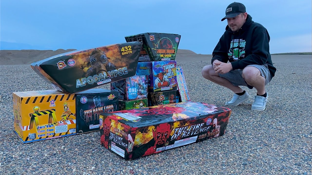 Фейерверки ОТМЕНИЛИ, поэтому я устроил свой собственный!