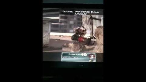 OMG! MW2 360* Stun Grenade Kill