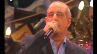 Video thumbnail of "Dimitris Mitropanos - S' anazito sti Saloniki (live)"