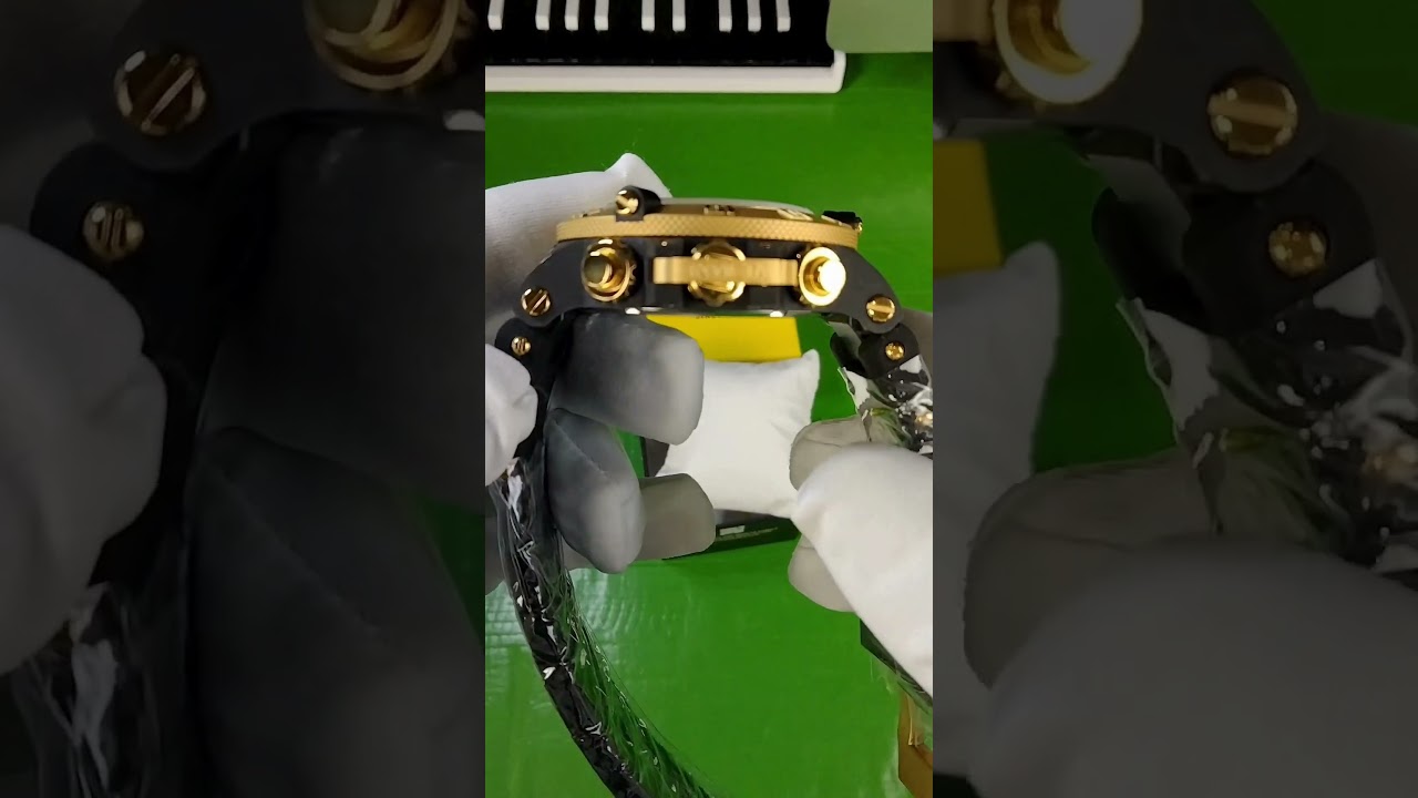 Invicta Subaqua Noma III Chronograph Quartz Men Gold/Black Watch 38998 WR200M 