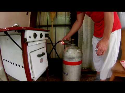 Videó: Gáztűzhelyek palackos gázhoz. Beszerelés és csatlakoztatás a hengerhez