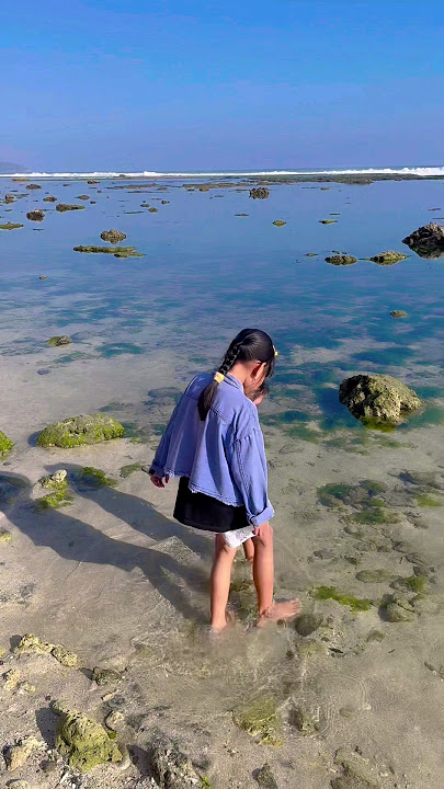 Jalan-Jalan ke pantai
