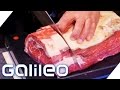 Kann der "Intelligente Grill" mit dem Profikoch mithalten? | Galileo Lunch Break