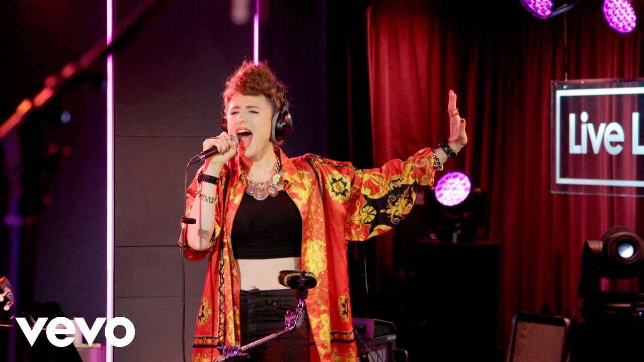 Kiesza – Giant In My Heart in the Live Lounge