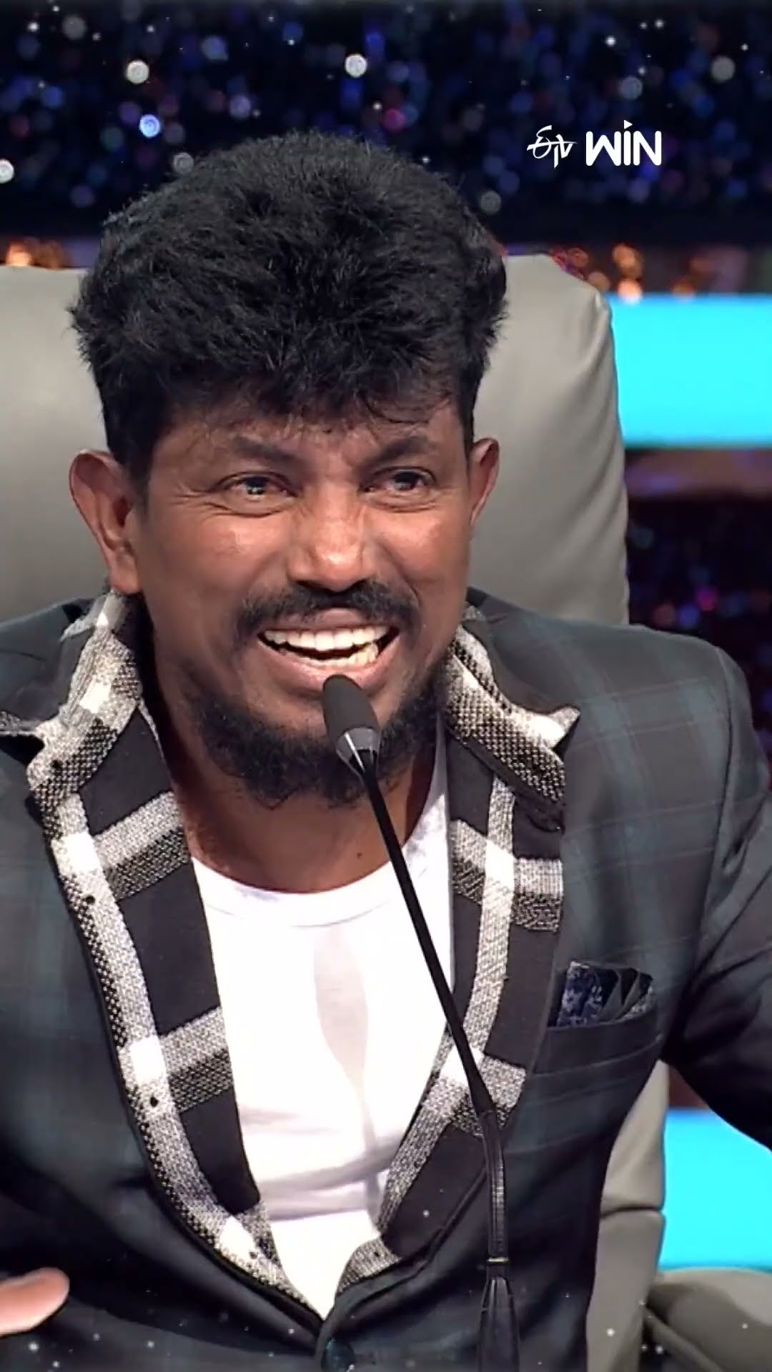 #shorts - ఢీ లో ఢీ లెవెల్ పర్ఫామెన్స్..! #dheejodi #danceshow #etv #ganeshmaster