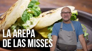 La arepa venezolana 'REINA PEPIADA'  La receta de la arepa rellena de pollo más famosa