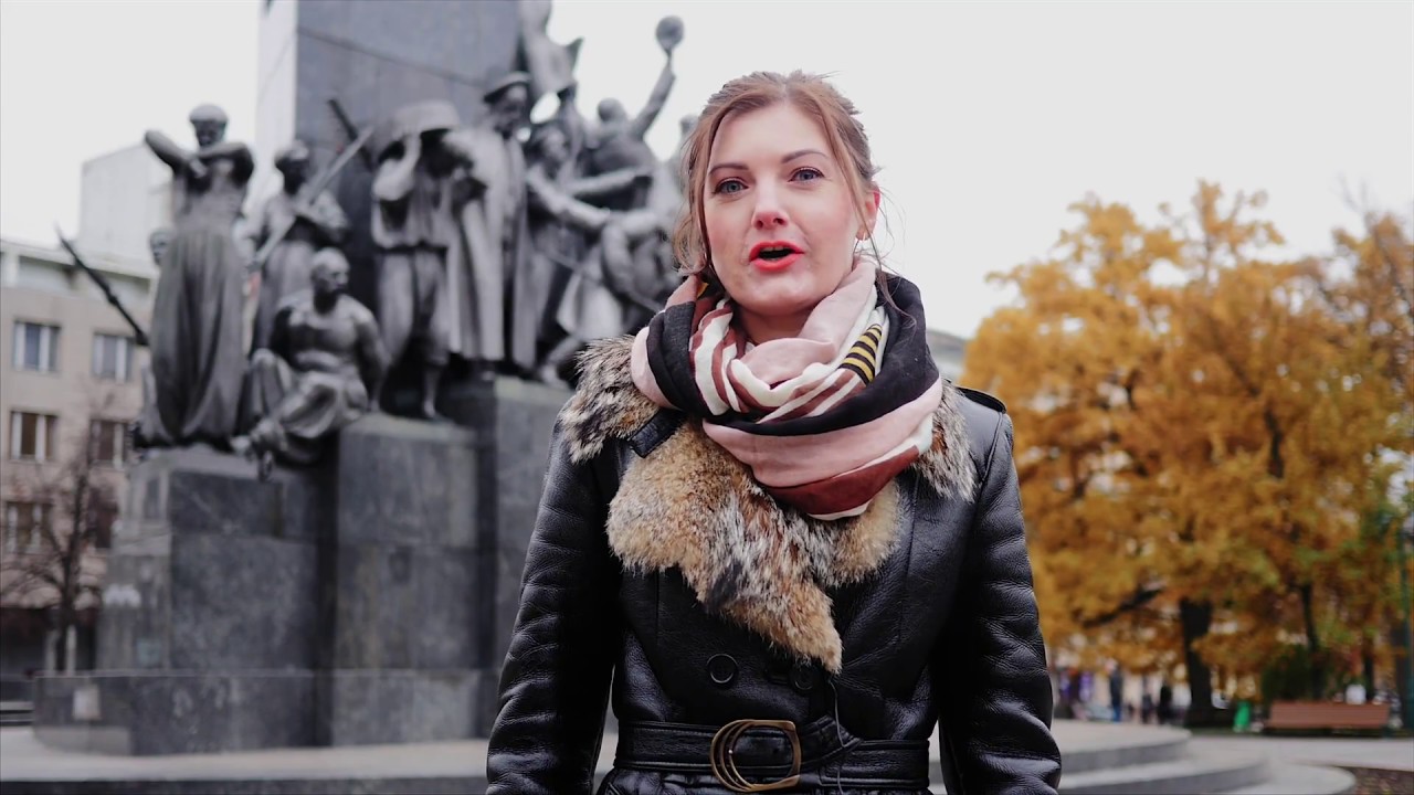 Kharkov sightseeings. Monument of Taras Shevchenko in Kharkov. Ukraine City Tours