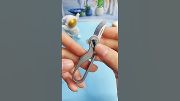 Do you want one?#fyp #keychains #titanium #hakatoy #knifeskills #hakatoy #keychain #edc #edcgear