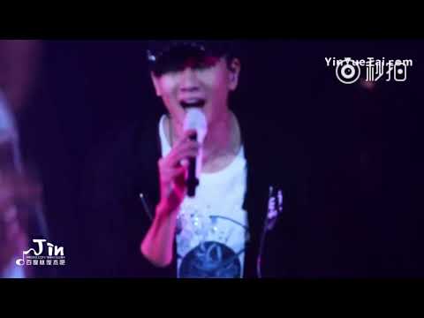 林俊杰 JJ Lin 💜 2013 时线 常州 《不流泪的机场》安可版本  唱哭了的小瓜 😢