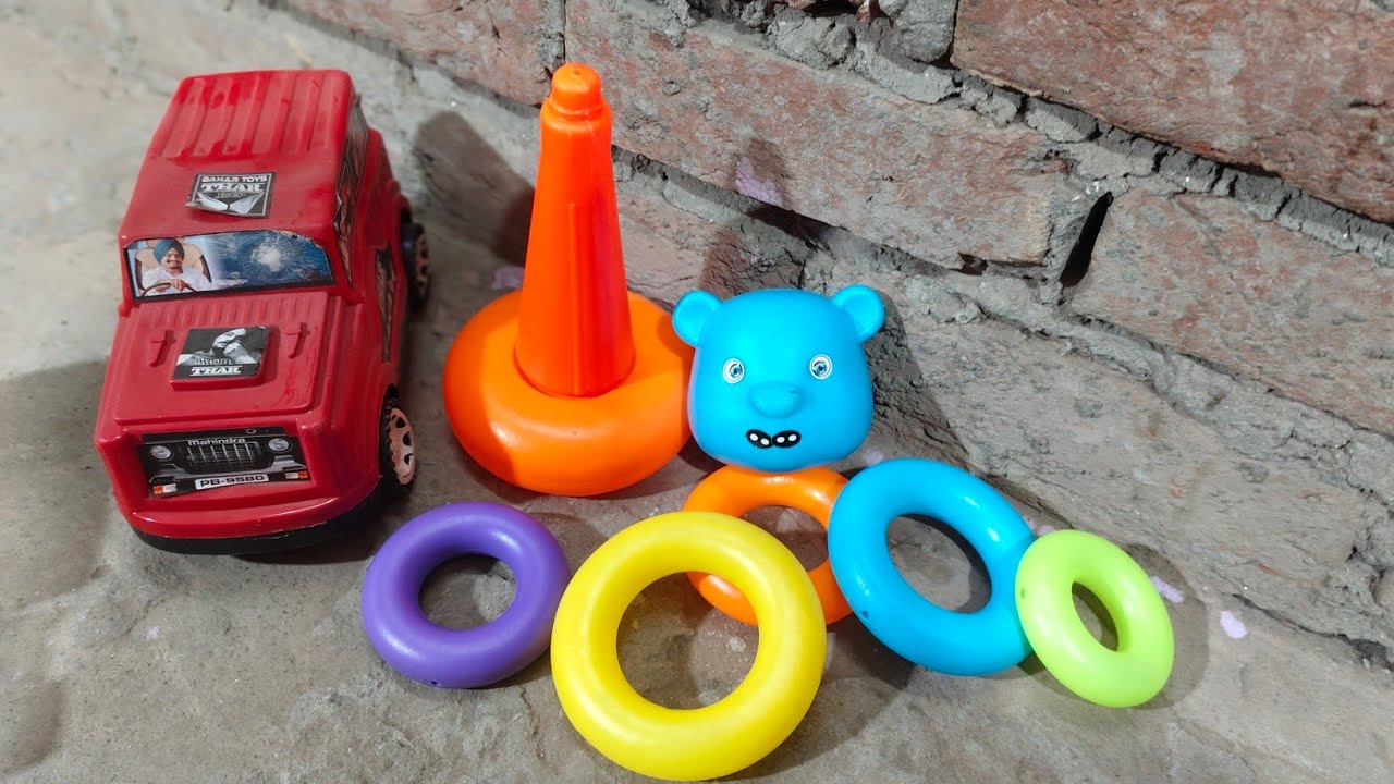 Dinosaur vs Captain America छोटे बच्चों के खिलौने की कहानी | Toy Tractor, Doll & Bacchon Ke Khilaune