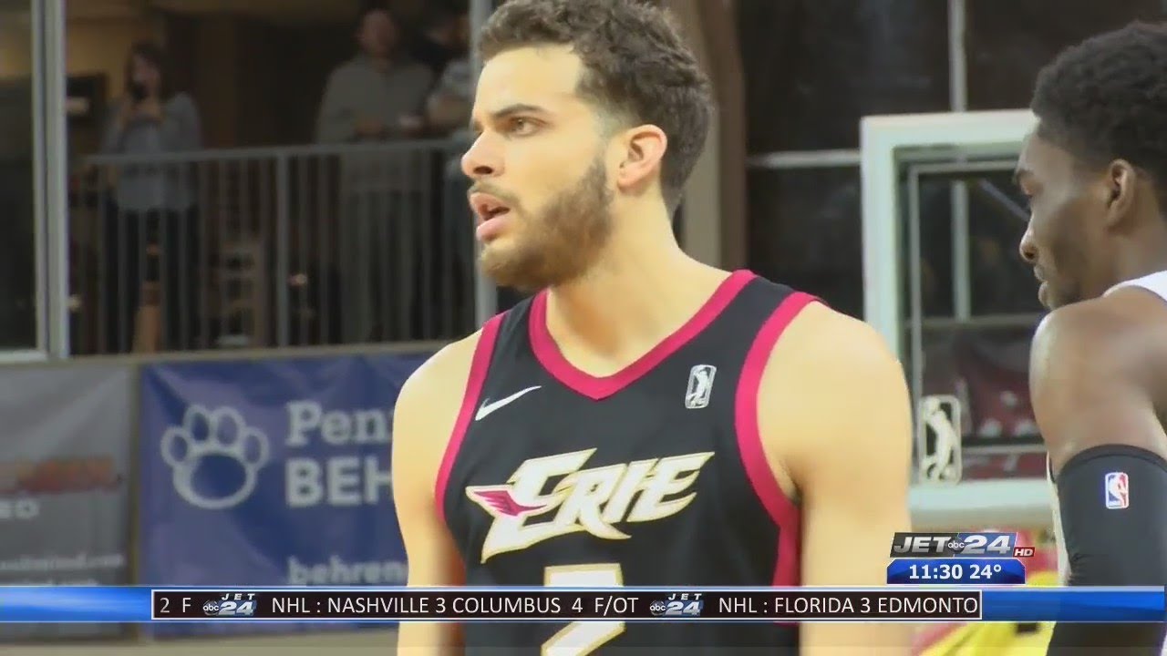 Hunter Signs With Celtics