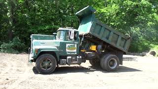 1973 Mack R400 For Sale