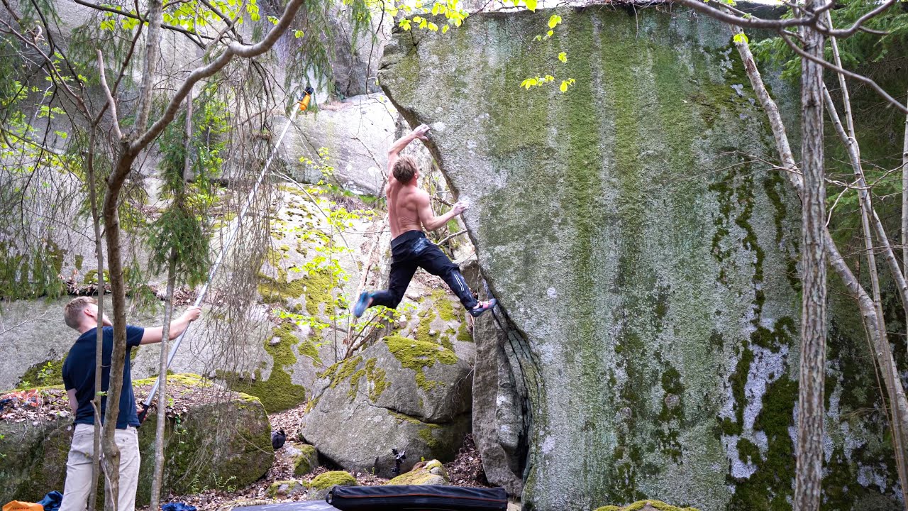 Bouldering outside in one of the best places in Norway!