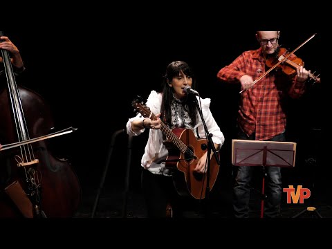 Cardelina presenta su disco 'Flor de Berezo' en Salas de los Infantes