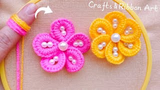 It's so Cute 💖🌟 Super Easy Woolen Flower Making Idea with Finger - DIY Amazing Yarn Flowers