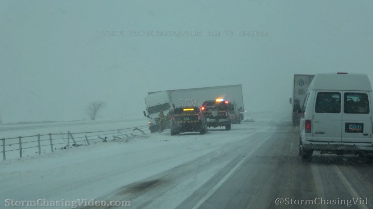 Winter Storm along I-94 in Eastern, North Dakota - 12/13/2022
