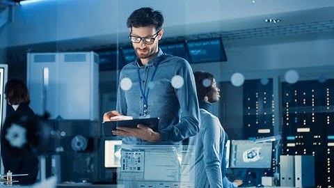 Navigating the Digital Frontier - Mastering Information Systems in Business (5 Minutes)