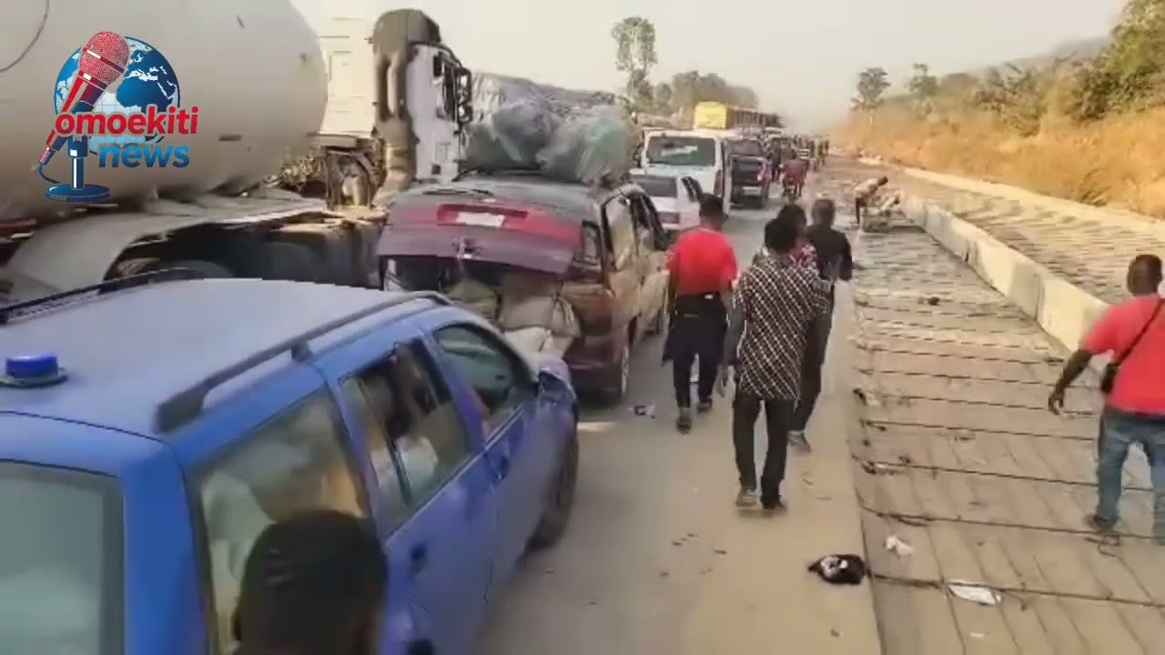*Christmas Travel Chaos 🚧🎄 | Massive Gridlock Traps Motorists on Lokoja–Abuja Highway