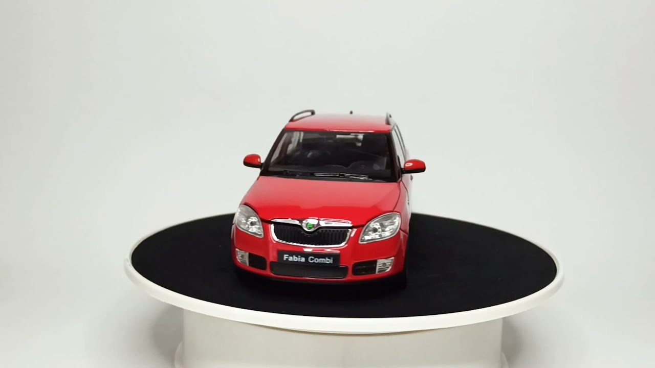 Skoda Fabia II station wagon Модель 1:24 Красный - 5sector