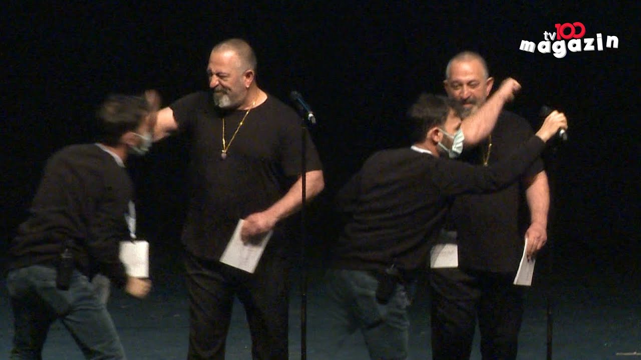 Cem Yılmaz muhabiri tokatlayan Muharrem Sarıkaya'yı böyle ti'ye aldı