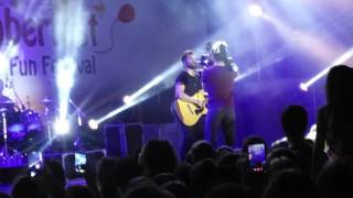 Γιώργος Τσαλίκης 12 ΤΣΙΓΑΡΑ new song live Nicosia beer festival