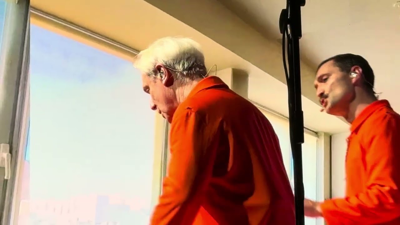 David Byrne - My Apartment Is My Friend @ Paris Île Seguin Seine