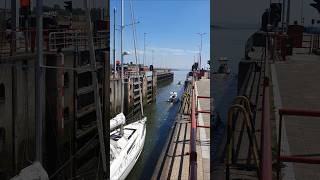🛥️ Vlissingen Netherlands 🇳🇱 Sluicebox @TravelwithHugoF #boatlock #sluicebox #sluice #sluis