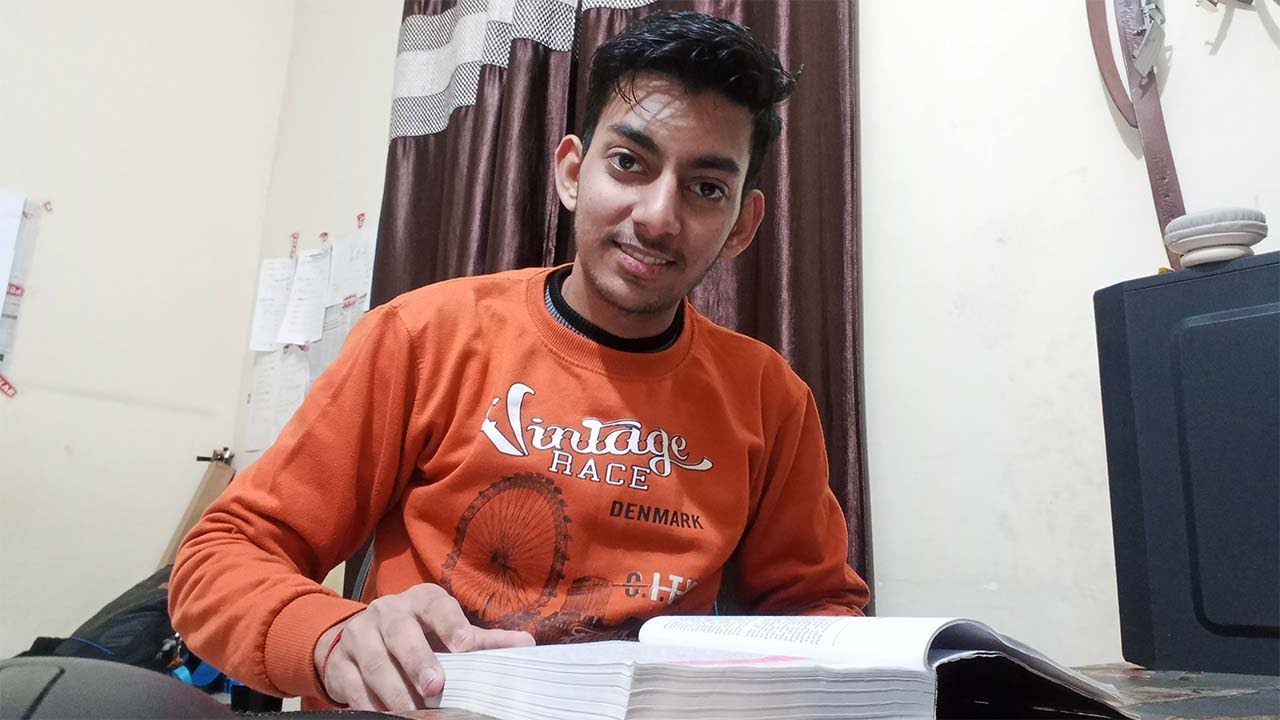 DAY 106 - Aaj Se College Ki Pdai Shru!