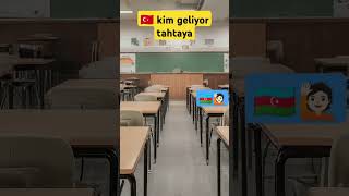 Kim Geliyor Tahtaya Ütfeen